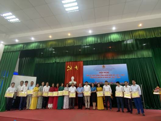 https://thanhhoa.edu.vn/upload/19881/fck/congdoannganh/2022_08_24_04_21_407.jpg